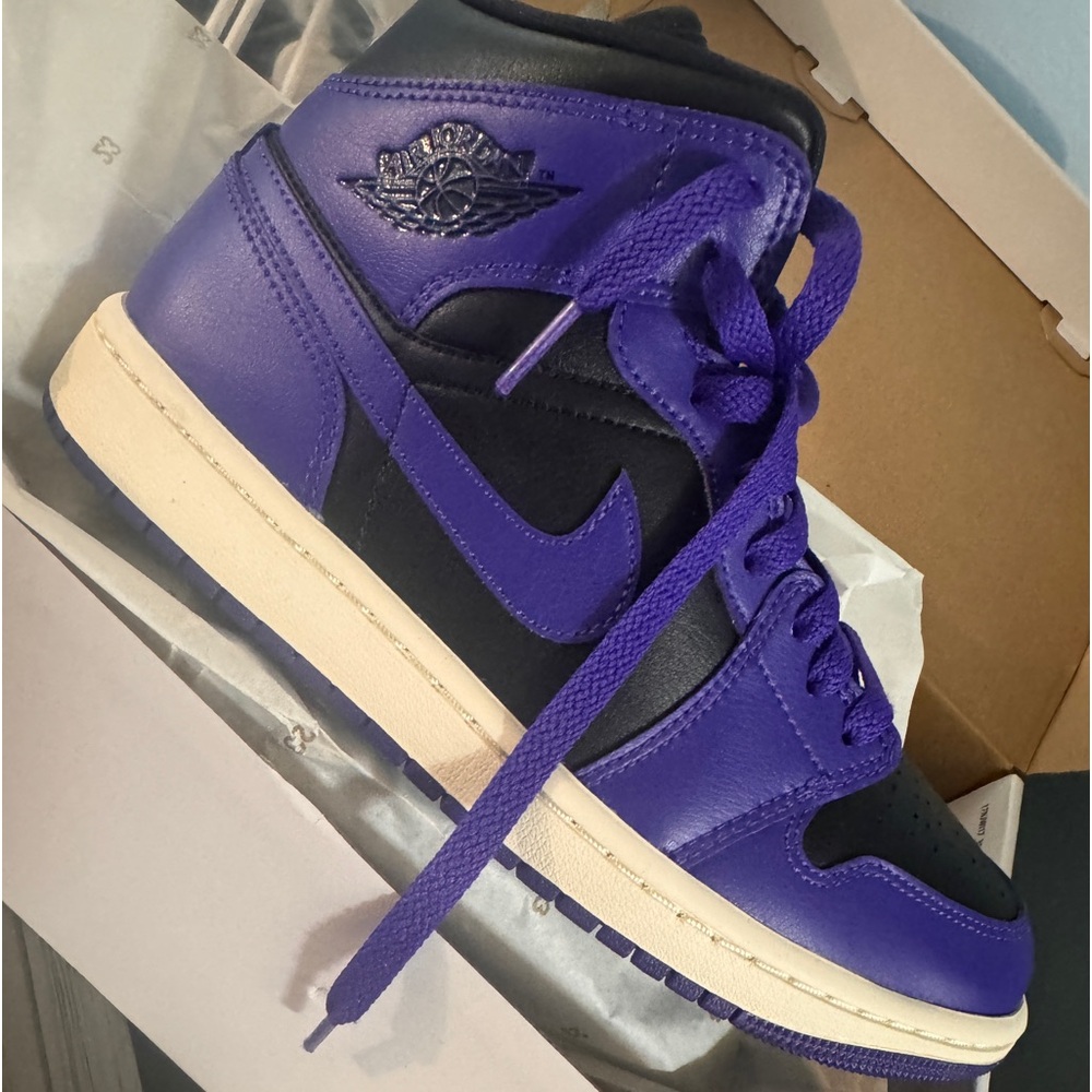 Wms Jordan 1 Mid Concord